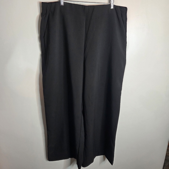 torrid Pants - NWT Torrid Black High Rise Side Zip Wideleg Pants, Size 20